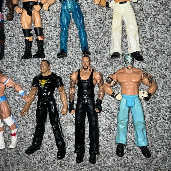 Lot Of 12 WWE/WWF Mattel & JAKKS Pacific Inc. Wrestling Action Figures. - Picture 5 of 10